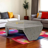 Mesa de centro con rayas hexagonales y incrustaciones de hueso, color negro | Mesa de centro con incrustaciones de hueso