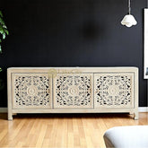 Hand-carved New York Lombok 3 Doors Media Unit White wash | Hand-carved New York Lombok 3 Doors Entertainment Unit White Wash