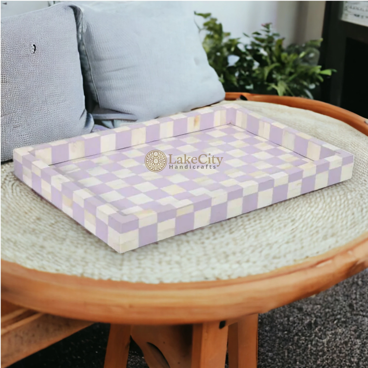 Bandeja para servir con diseño de tablero de ajedrez con incrustaciones de hueso