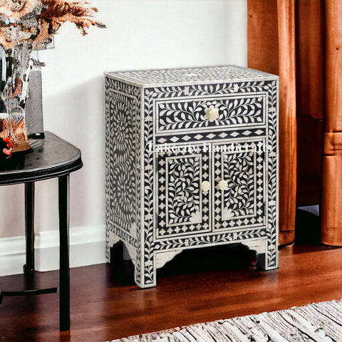 Mesita de noche negra con diseño floral y incrustaciones de hueso, 1 cajón y 2 puertas