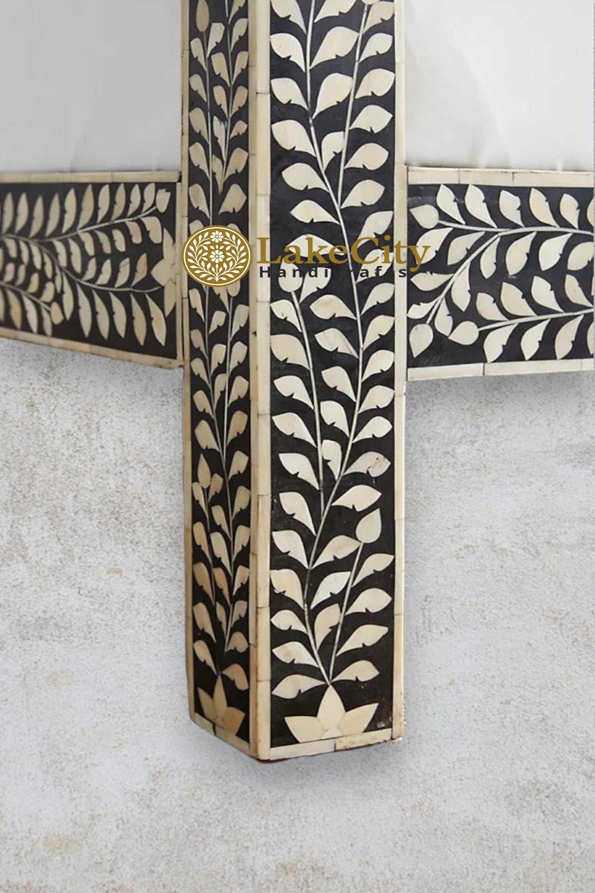 Bone Inlay Floral Design Four Poster Bed with Multi Color