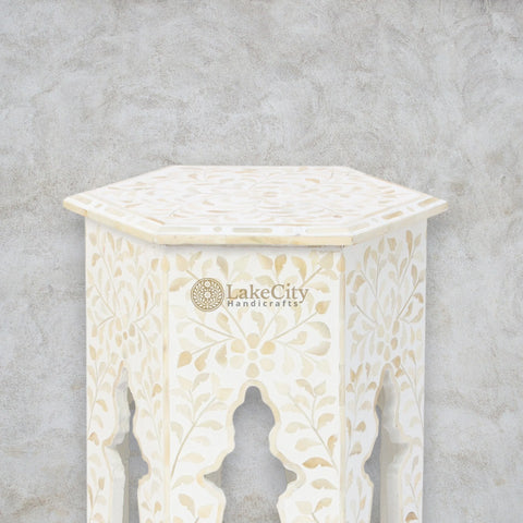 Mesa auxiliar hexagonal con diseño floral y incrustaciones de hueso | Mesa auxiliar hexagonal con diseño floral y incrustaciones de hueso
