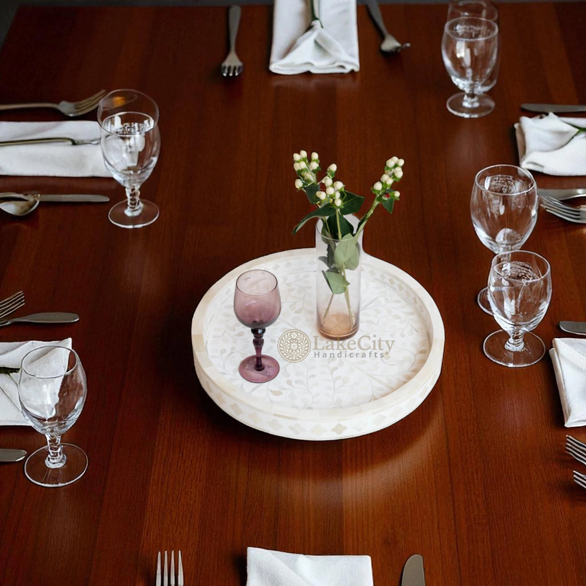 Bandeja redonda pequeña para servir con diseño floral y incrustaciones de hueso