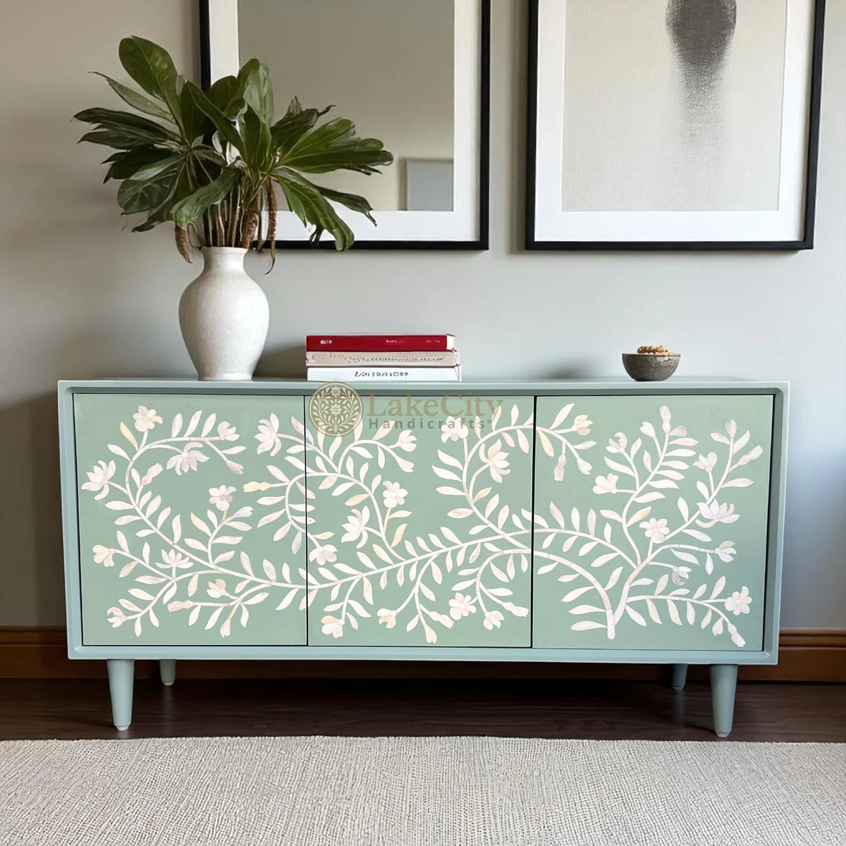 Console multimédia à motif floral avec incrustations d'os | Meuble de divertissement avec incrustations d'os