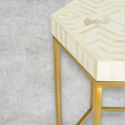 Mesa auxiliar de rayas hexagonales con incrustaciones de hueso, color blanco