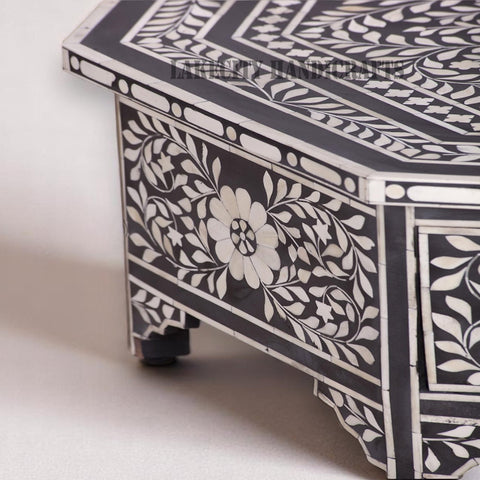 Table basse octogonale à motif floral avec incrustations d'os, noire, avec tiroir