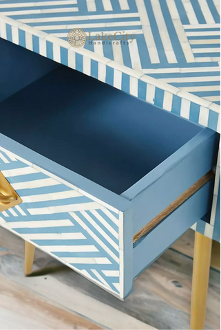 Table de chevet à 1 tiroir avec incrustations d'os et design optique, bleu ciel | Table de chevet à 1 tiroir avec incrustations d'os et design optique, bleu ciel