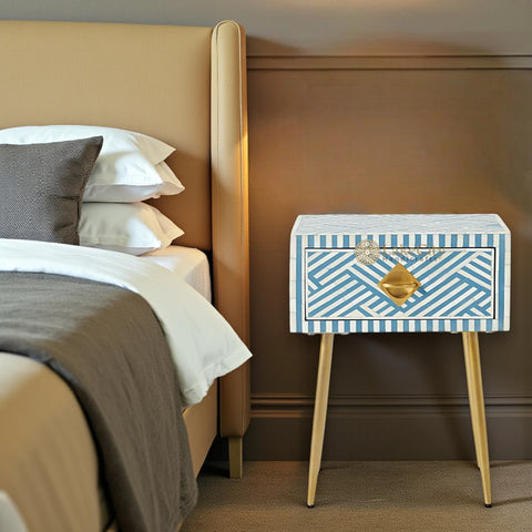 Table de chevet à 1 tiroir avec incrustations d'os et design optique, bleu ciel | Table de chevet à 1 tiroir avec incrustations d'os et design optique, bleu ciel