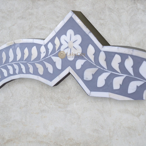 Miroir incrusté d'os de trèfle gris