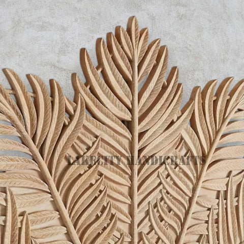 Lit queen size en feuilles de palmier sculptées à la main, marron naturel, Craftology | Cadre de lit en bois sculpté, marron naturel