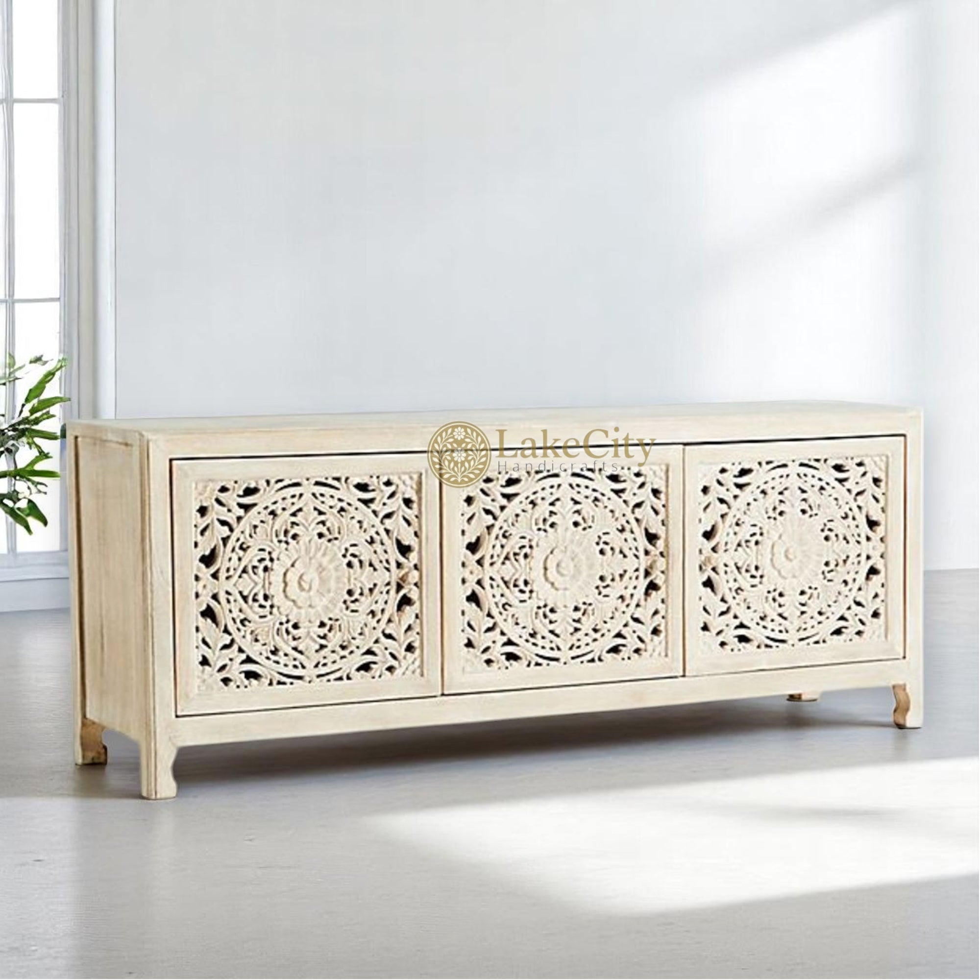Hand-carved New York Lombok 3 Doors Media Unit Grey | Hand-carved New York Lombok 3 Doors Entertainment Unit Grey
