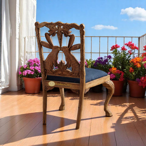 Juego de 2 sillas de comedor con diseño de conejo de Menagerie talladas a mano en marrón
