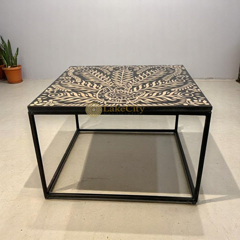 Table basse Lucienne avec incrustations d'os noire