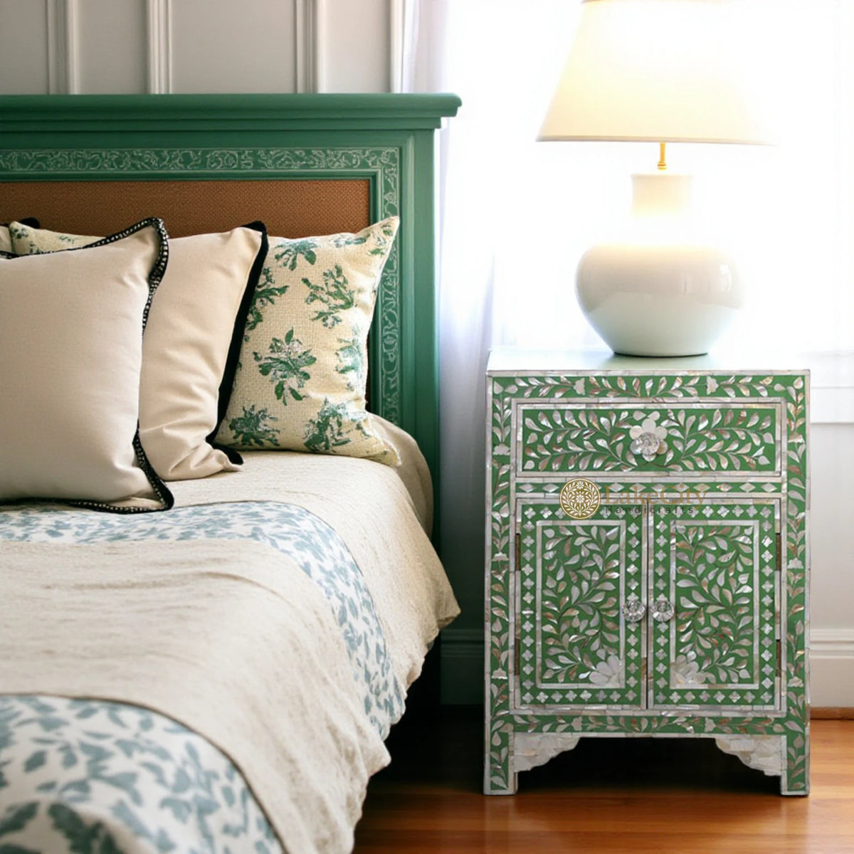 Mesita de noche MOP Floral con 1 cajón y 2 puertas, color verde