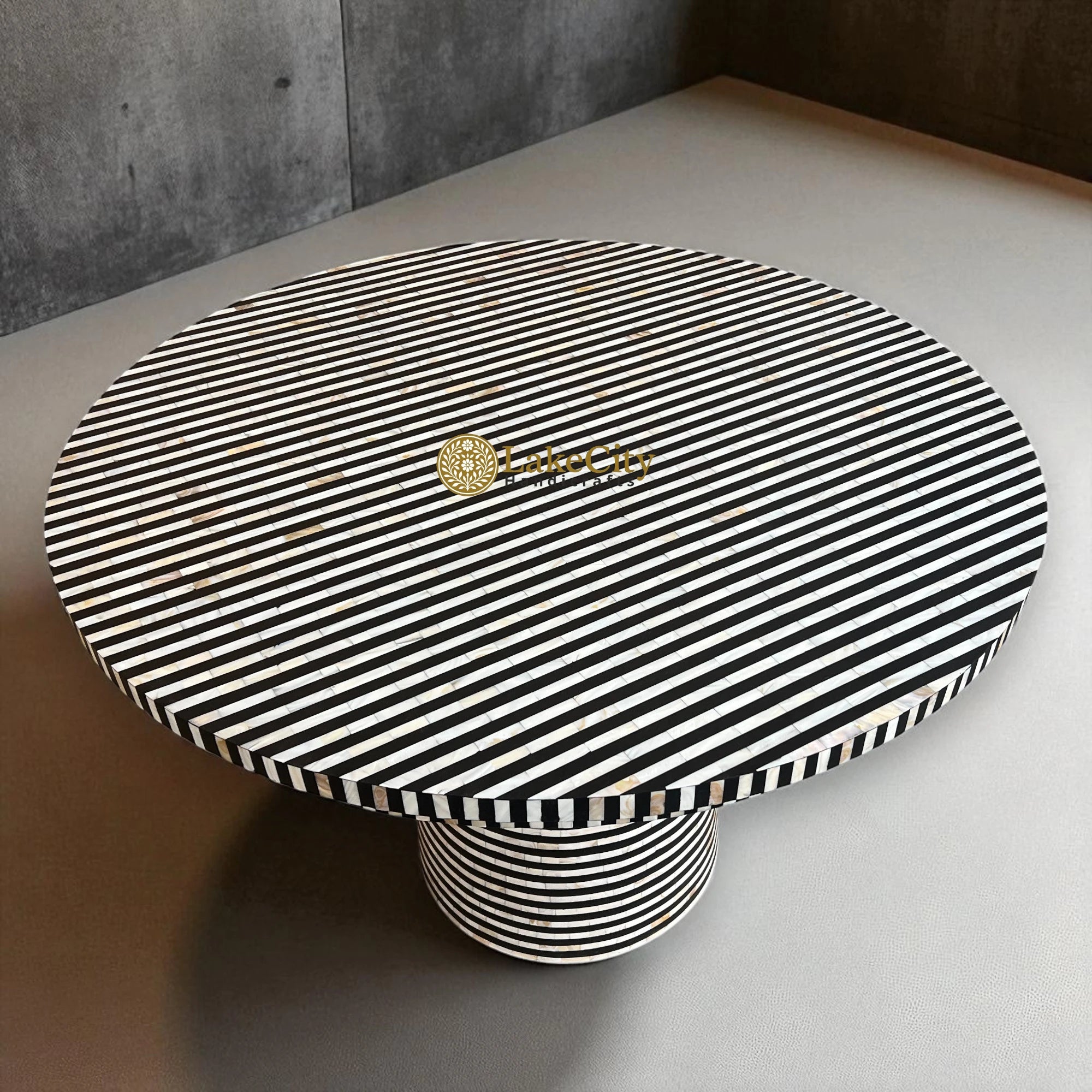 Mother of Pearl Inlay Full Layered Stripe Round Dining Table Black