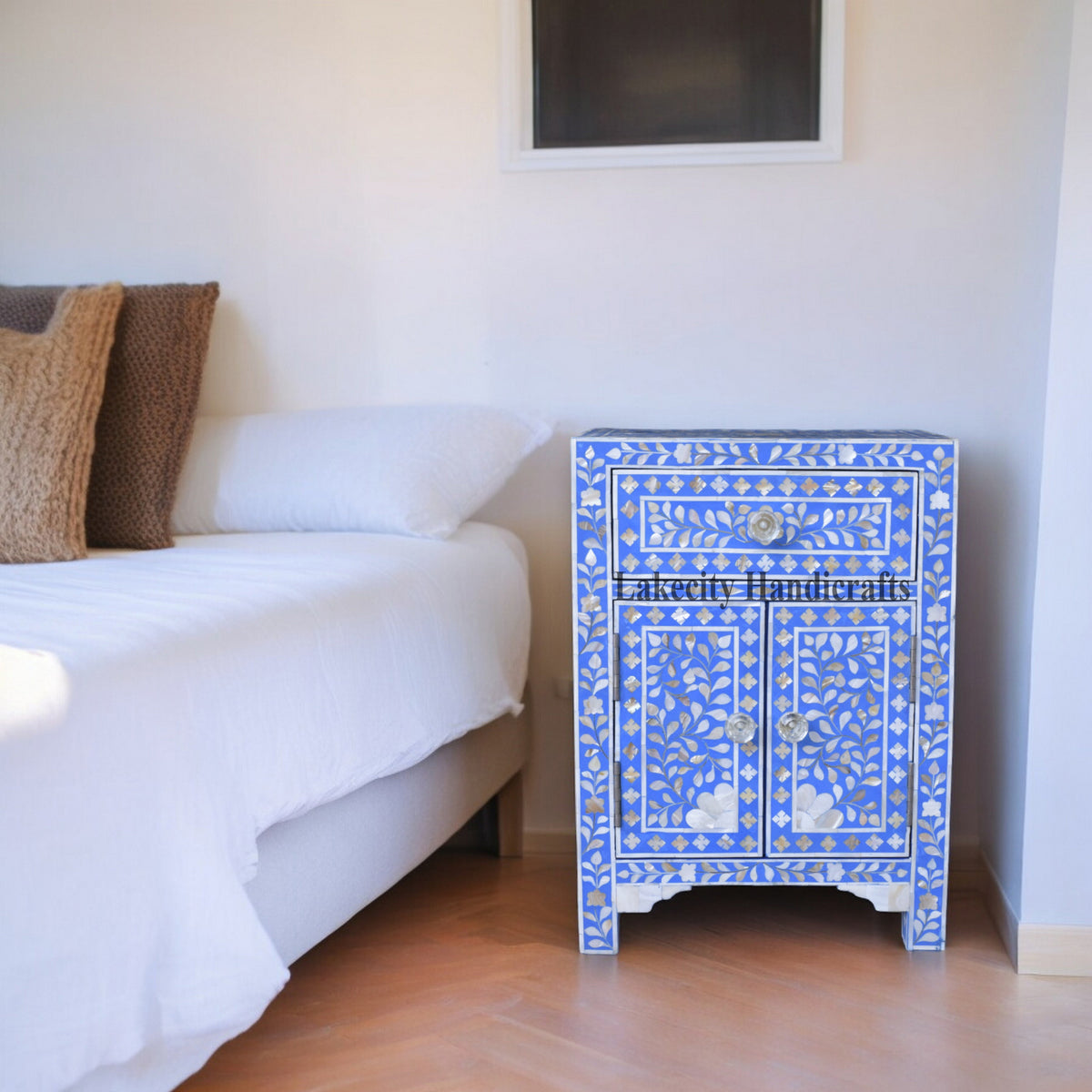 Mesita de noche MOP Floral con 1 cajón y 2 puertas, color azul