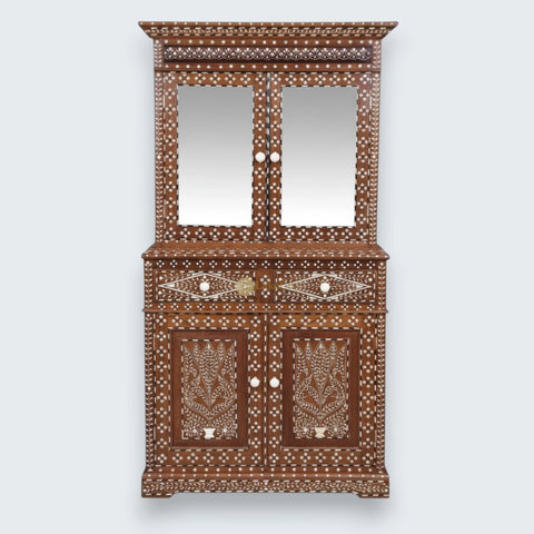 Armoire en bois de teck indien Ross avec incrustations d'os