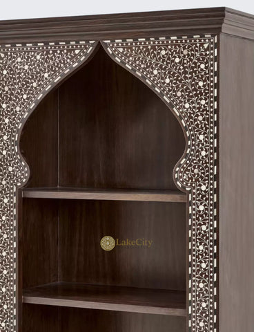 Armoire en bois de teck indien Ross avec incrustations d'os